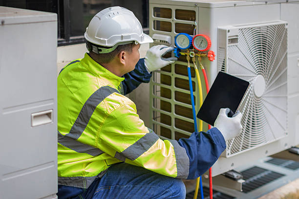 Professional Emergency Hvac Repair technician working in West Hills, PA